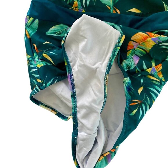 Cupshe Tropical Green Underwire Padded One Piece Swimsuit Women’s Medium NEW NWT - Picture 7 of 8